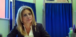 Καρυστιανού: Δέχθηκα λεκτική επίθεση από τον Πλακιά – Είμαστε όλοι κουρασμένοι