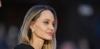 «Without Blood»: Η Αντζελίνα Τζολί μεταφέρει στη μεγάλη οθόνη το μυθιστόρημα του Αλεσάντρο Μπαρίκο