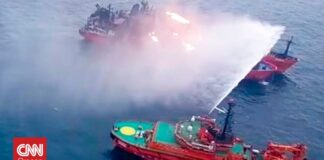 Σφυροκόπημα της Μόσχας στο Κίεβο – Ουκρανικό χτύπημα σε δύο ρωσικά τάνκερ στη Μαύρη Θάλασσα