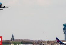 Μεγάλες ουρές στα αεροδρόμια προκαλεί το νέο σύστημα ελέγχου συνόρων – Εξετάζονται μέτρα από την ΕΕ
