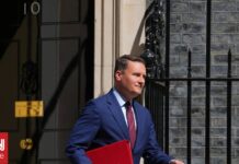 Βρετανία: Ο πρώην υπουργός Υγείας Γουές Στρίτινγκ αναλαμβάνει το χαρτοφυλάκιο της Άμυνας