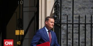Βρετανία: Ο πρώην υπουργός Υγείας Γουές Στρίτινγκ αναλαμβάνει το χαρτοφυλάκιο της Άμυνας