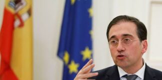 Ισπανία: Καταδικάζει τη «δημαγωγία» της ιταλικής κυβέρνησης και καλεί τον ιταλό πρεσβευτή