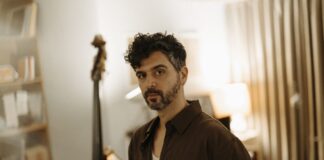 Ο Πέτρος Κλαμπάνης ανεβαίνει στη σκηνή του Jazz Week On The Roof