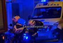 Μητέρα κρατούσε το νεκρό παιδί της στην αγκαλιά της για περισσότερες από 24 ώρες