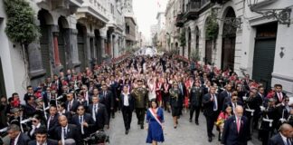 Περού: Ορκίστηκε η Φουχιμόρι και υποσχέθηκε να βάλει στο στόχαστρο την εγκληματικότητα