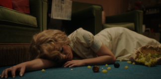 Η Πολυξένη αποφασίζει να δώσει τέλος στη ζωή της