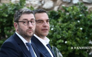 ΠΑΣΟΚ κατά Τσίπρα: «Ποιος χρηματοδοτεί την πιο ακριβή καμπάνια κόμματος αντιπολίτευσης;»