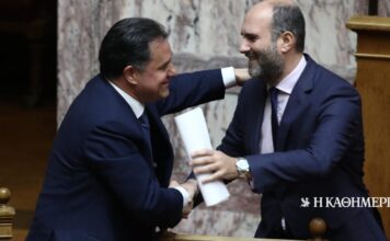 Μαρκόπουλος κατά Γεωργιάδη: Φαντάζεστε εμένα να παίζω τάβλι με τον Πολάκη;
