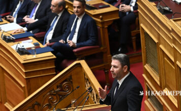 ΠΑΣΟΚ: Επίθεση στην κυβέρνηση με στόχο τον Τσίπρα