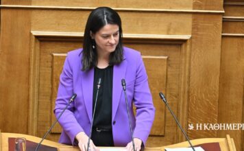 Κεραμέως: Καταργείται η περικοπή συντάξεων χηρείας του νόμου Κατρούγκαλου