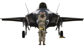 Λύνοντας την εξίσωση των F-35