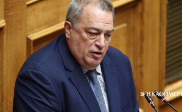 Βουλή: Η κυβέρνηση αποσύρει την πρόταση για ασυμβίβαστο υπουργού – βουλευτή