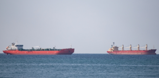 Τέσσερα τα πλοία ελληνικών συμφερόντων που δέχτηκαν επίθεση σε Μαύρη Θάλασσα και Κόλπο του Ομάν