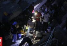 Σεισμός στην Κολομβία: Πέθανε η γυναίκα που είχε ανασυρθεί ζωντανή μέσα από ερείπια