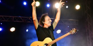 Ακύρωση συναυλιών του Βασίλη Παπακωνσταντίνου, λόγω πνευμονίας
