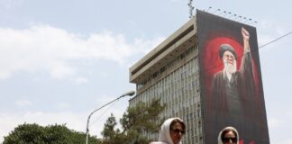 Ιράν: Αλλάζει το στρατιωτικό του δόγμα σε επιθετικό – Δύσκολο για τον Τραμπ, ακόμα κι αν θέλει, να αποσυρθεί