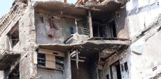 Ουκρανία: Τρεις νεκροί από ρωσικούς βομβαρδισμούς στα βορειοανατολικά