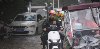 Κίνα: Πάνω από ένα εκατ. άνθρωποι απομακρύνονται από τις εστίες τους λόγω του τυφώνα Dolphin