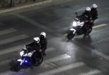 Βρετανοί τουρίστες πιάστηκαν στα χέρια με οδηγό ταξί – Τρεις συλλήψεις