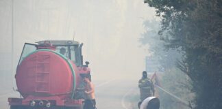Φωτιά στη Χαλκιδική: Επίθεση δέχθηκε το συνεργείο του Mega