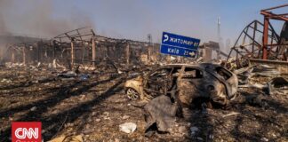 Ουκρανία: Στους 38 νεκροί από ρωσικό πλήγμα σε αποθήκη πυρομαχικών – Τέσσερις αγνοούμενοι