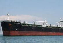 Ινδία: Σε 8 λεπτά βυθίστηκε φορτηγό πλοίο με σημαία Παναμά – 22 ναυτικοί αγνοούνται, δύο έχουν διασωθεί