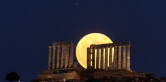 Υποδέχεται την πανσέληνο του Αυγούστου με ελεύθερη είσοδο και ευφάνταστες δράσεις