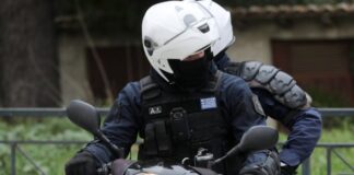 Φρουρούμενος νοσηλεύεται ο αστυνομικός που καταγγέλθηκε για βιασμό 51χρονης