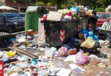 Ιταλία: Κέρδισε το Λόττο 1 εκατ. ευρώ, αλλά το πέταξε – Πώς το βρήκαν εργαζόμενοι καθαριότητας