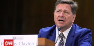 ΗΠΑ: Ο Τζέι Κλέιτον αναλαμβάνει τη Δευτέρα επικεφαλής των υπηρεσιών πληροφοριών