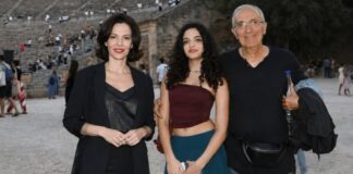 Μοντέλο η κόρη της Λαμπροπούλου: H μικρή καλλονή Έλλη που ακολουθεί τα βήματα της μητέρας της