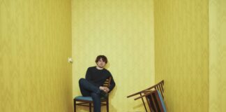 Ο δημιουργός του «Backrooms» Kane Parsons εξηγεί γιατί η μεγαλύτερη κινηματογραφική έκπληξη της χρονιάς στηρίζεται στην πρωτοτυπία της