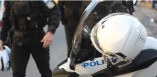 Ανήλικος παραβίασε τον μισό Κώδικα Οδικής Κυκλοφορίας και τραυμάτισε αστυνομικό