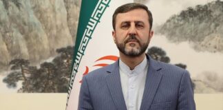 Το Ιράν απαντά στον Τραμπ: «Τα Στενά του Ορμούζ δεν μπορούν να καταληφθούν με τιτιβίσματα»
