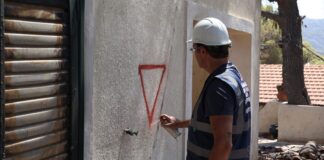 Αυτοψίες και καταγραφή των ζημιών στο Πόρτο Γερμενό – 40 κτίρια κρίθηκαν κατεδαφιστέα