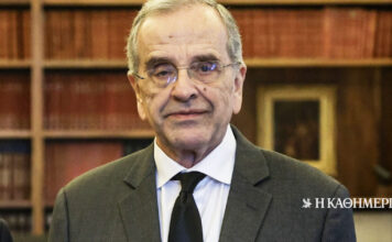 Εντός και Εκτός: Eνας χρόνος από την απώλεια της Λένας Σαμαρά