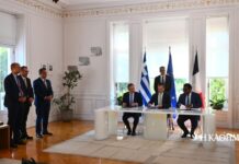 Γαλλική επαναφόρτιση για το καλώδιο
