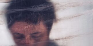 Υπάρχουν πληγές που δεν τις γιατρεύει ο χρόνος. Τις γιατρεύει το «μαζί»