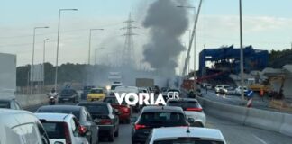 Θεσσαλονίκη: «Λαμπάδιασε» εν κινήσει φορτηγό και προκάλεσε κυκλοφοριακό χάος στον Περιφερειακό