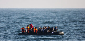 Σάμος: 365 μετανάστες έφτασαν στο νησί από την Κρήτη