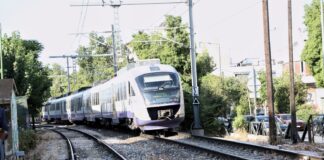 Διακοπή κυκλοφορίας λόγω πυρκαγιάς στον Ασπρόπυργο
