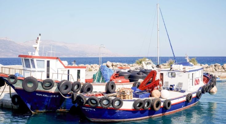 ΥΠΑΑΤ: Παράταση έως τις 16/10 για τις αιτήσεις στο πρόγραμμα των 16 εκατ. ευρώ για επενδύσεις στα αλιευτικά σκάφη