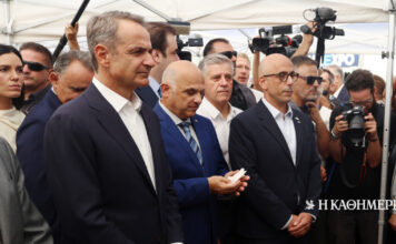 ΔΕΘ: Στα εγκαίνια ο Κυριάκος Μητσοτάκης – Παρέστη στον αγιασμό