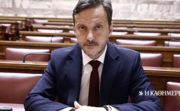Εντός και Εκτός: Η «αστοχία» Πάνα, το ΠΑΣΟΚ και οι συνεργασίες