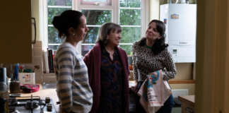 TIFF 2026: «Tender Loving Care»: Ποιος φροντίζει εκείνους που φροντίζουν;